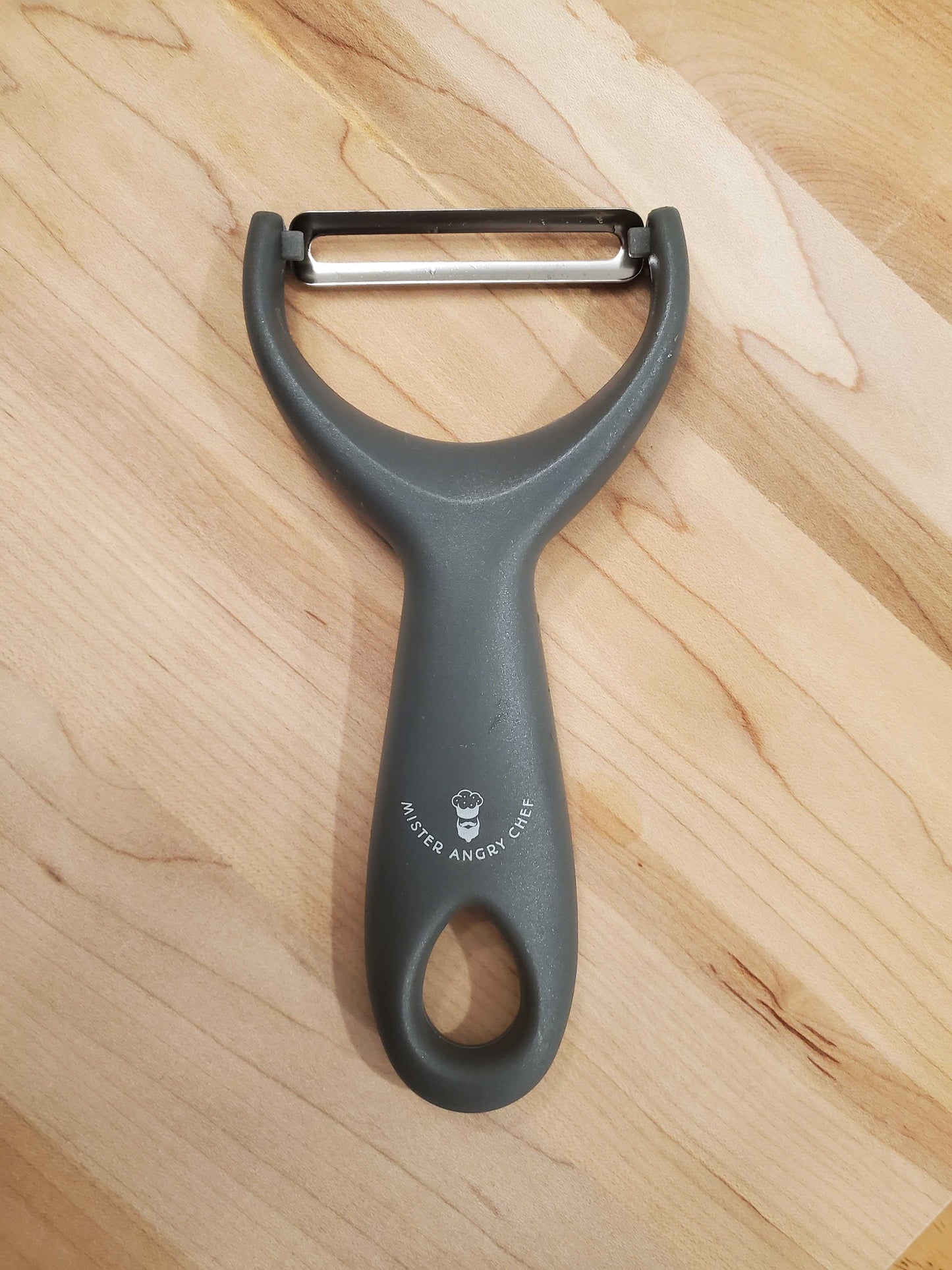 Professional Grade Stainless Steel Blade Citrus Vegetable Fruit Peeler - 5.6" long