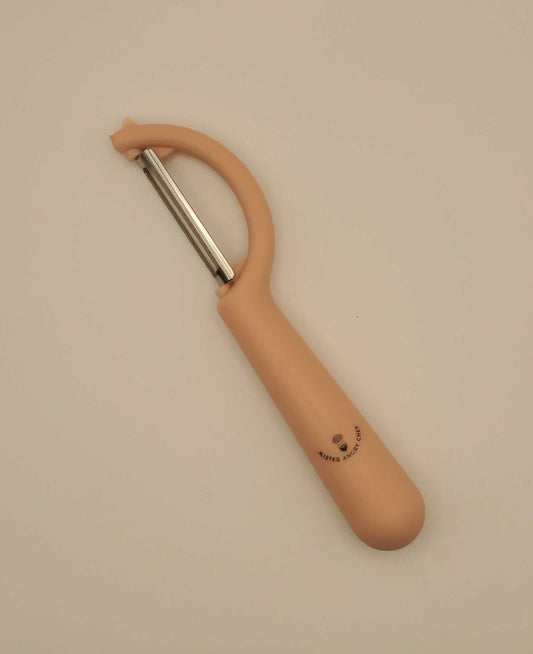 Vegetable and Fruit Peeler, Stainless Steel Blade, Non Slip Handle, Pink
